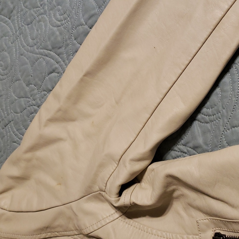 Max Studio Jacket - image 8